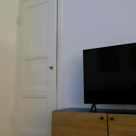 Apartment Kompakti Asunto Helsingin Sydamessa *